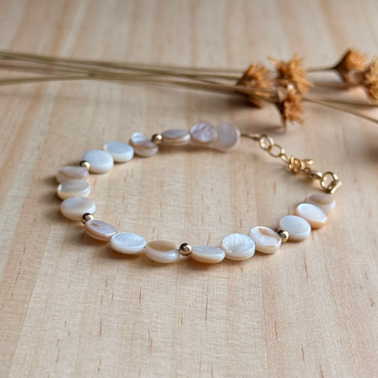 Luna Pearl Bracelet