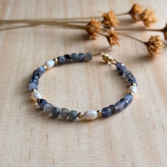 Twilight Pearl Bracelet